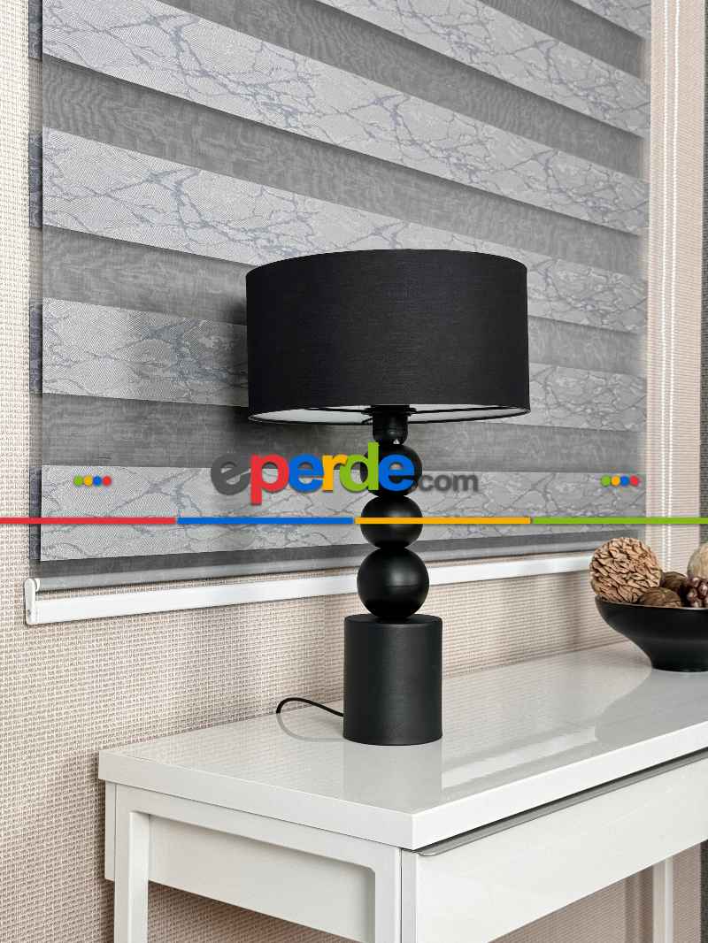 Genç Odası Parlak Gri Mavi Jakar Dokuma Zebra Perde, Standart Metal Kasalı Yüksek Kalite Kornişe Kolay Montaj Seçenekli