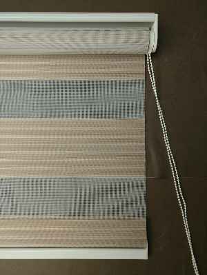 Yatak Odası - Zebra Perde - Geniş Pileli Zebra Perde- Sütlü Kahve
