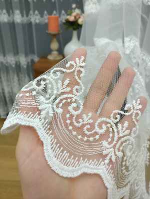 Arası Desenli Brode Tül Perde 2023 Konak Özel Seri Elit 102- Ekru