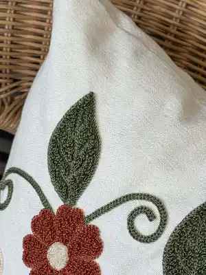 Yeşil Bordo Çiçek Nakışlı Kırlent (iç Dolgusuz)