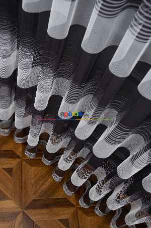 Hazır Ölçülü Petek Zemin Siyah Renkli Kalın Bantlı Modern Çizgi Desenli Grek Baskılı Tül Perde