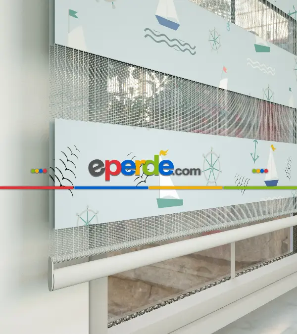 Gemi Desen Baskılı Zebra Perde- Çok Renkli