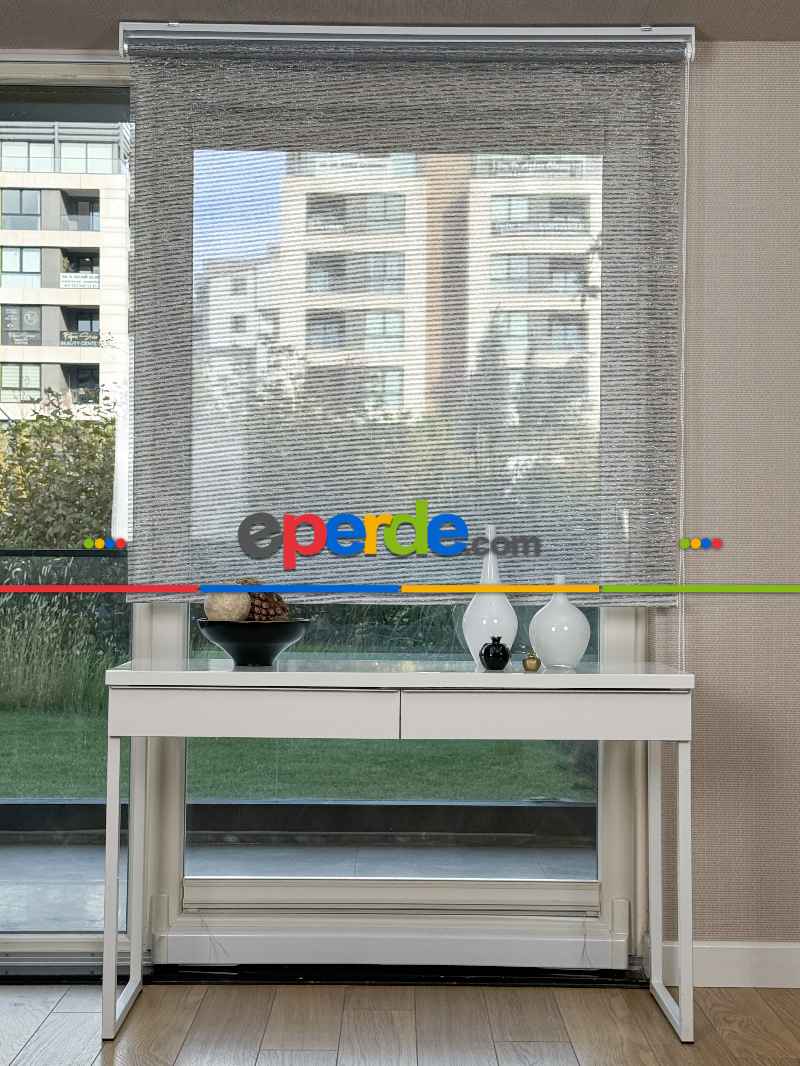 Salon Gümüş Simli Siyah Çizgili Tül Stor Perde, Standart Metal Kasalı Yüksek Kalite Kornişe Kolay Montaj Seçenekli