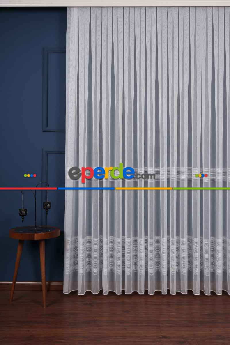 Yatak Odası - Enine Bantlı Simli Düz Tül Perde Ütü Istemez