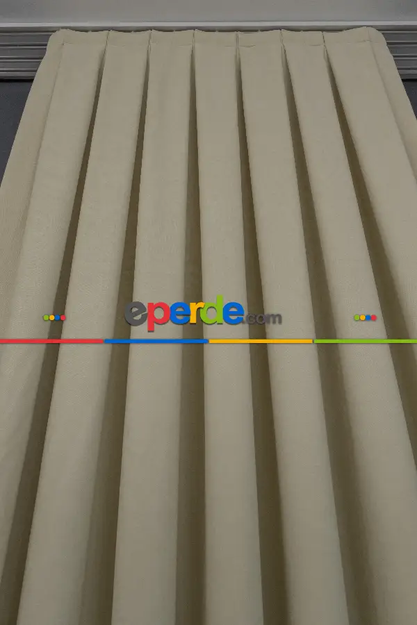 Açık Gri Düz Fon Perde En Dökümlü Fon Perde 04