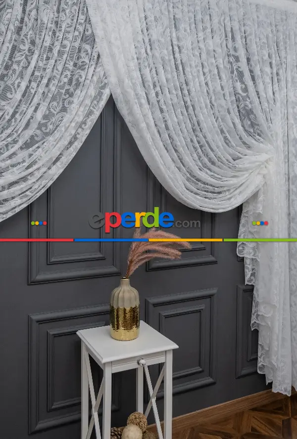 Taç Tül Kruvaze Şal Desen Tül Perde