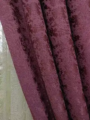Koyu Gül Rengi Rengi Kendinden Desenli Jakar Fon Perde (285 En)- Gül Kurusu