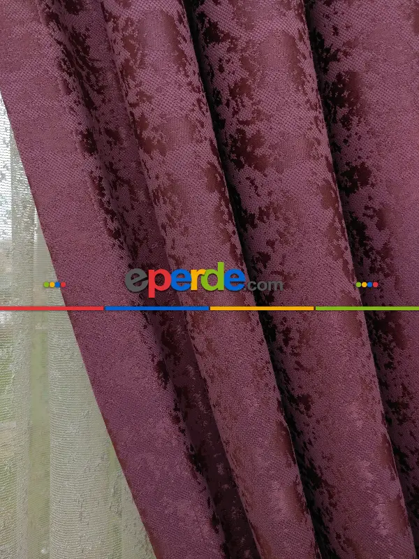 Koyu Gül Rengi Rengi Kendinden Desenli Jakar Fon Perde (285 En)- Gül Kurusu