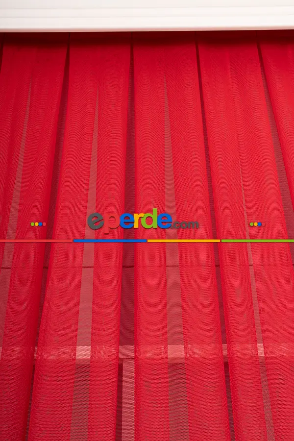Kırmızı Grek Tül Perde Petek Zemin