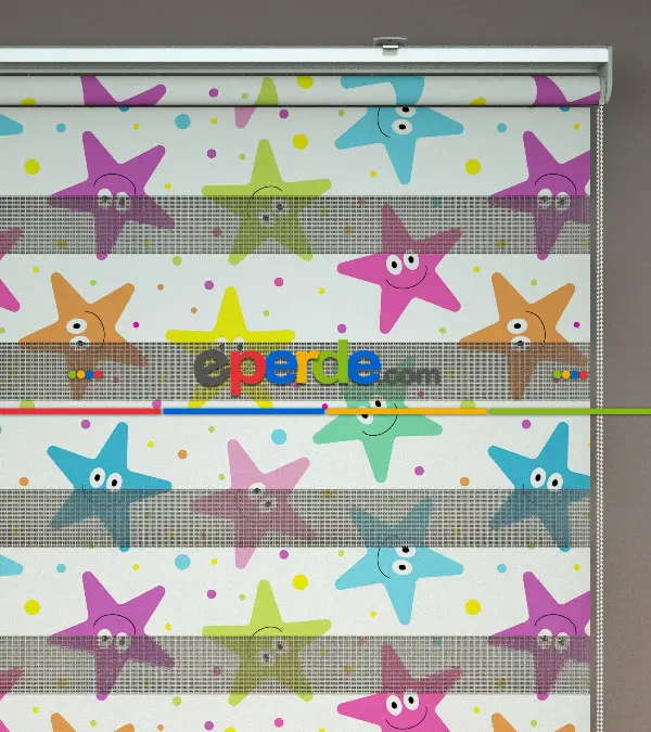 Yıldız Desenli Baskılı Zebra Perde- Çok Renkli