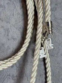 Krem Tül Perde Ve Fon Perde Kordon Toplama