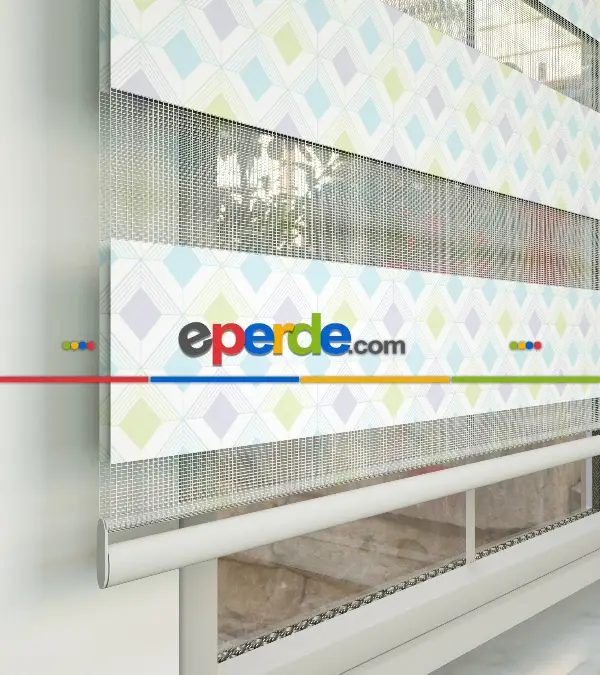 Geometrik Desenli Baskılı Zebra Perde- Çok Renkli