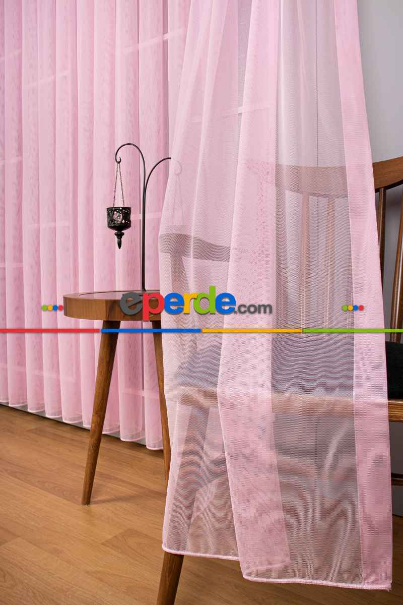 Yatak Odası - Şeker Pembe Grek Tül Perde Petek Zemin