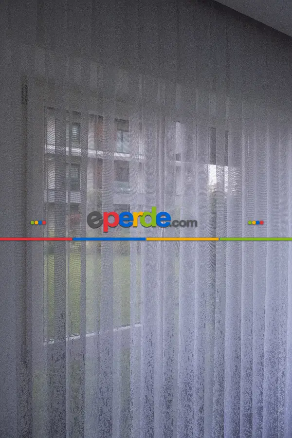 Modern Desenli Beyaz Renkli Örme Tül Perde Yüksek Kalite