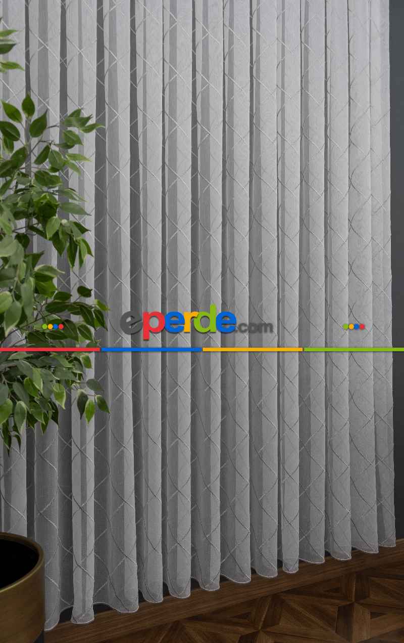 Yatak Odası - Geometik Desenli Tül Perde - Ekru - Gümüş