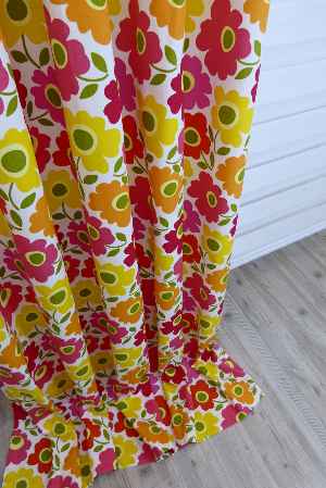 Çiçekli Fon Perde Desenli 15816-2- Sarı-Turuncu-Kırmızı Koyu