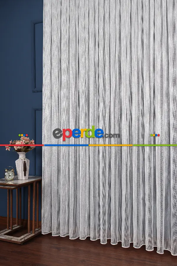 Zümrüt Gümüş Simli Düz Tül Perde