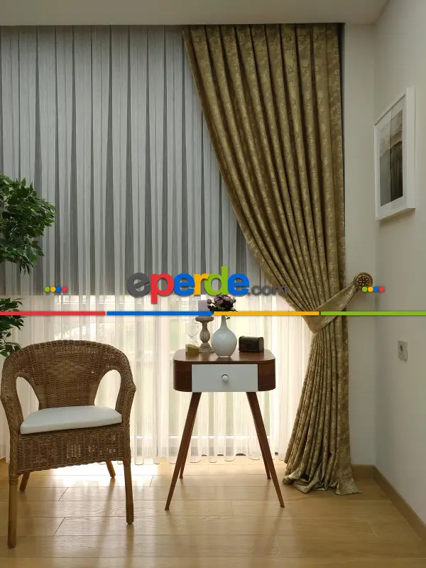 Patinedesenli Mat Sütlü Kahve Renk Jakar Desenli Fon Perde- Açık Camel