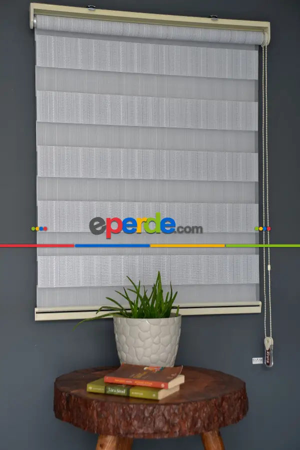 Halim Perdesan Jk-286 Koyu Turkuaz & Ekru Renk Etekli Veya Eteksiz Zebra Stor Perde