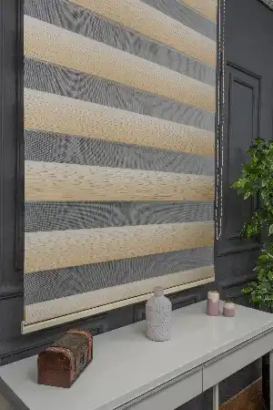 Zebra Perde - Geçişli Kırık Pileli Zebra Perde