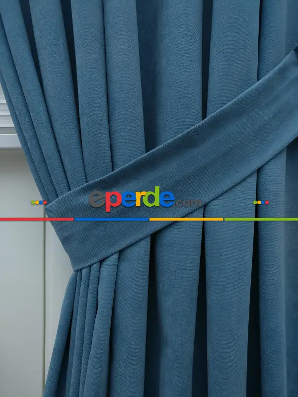Mavi Düz Fon Perde (280 Eninde)- Mavi