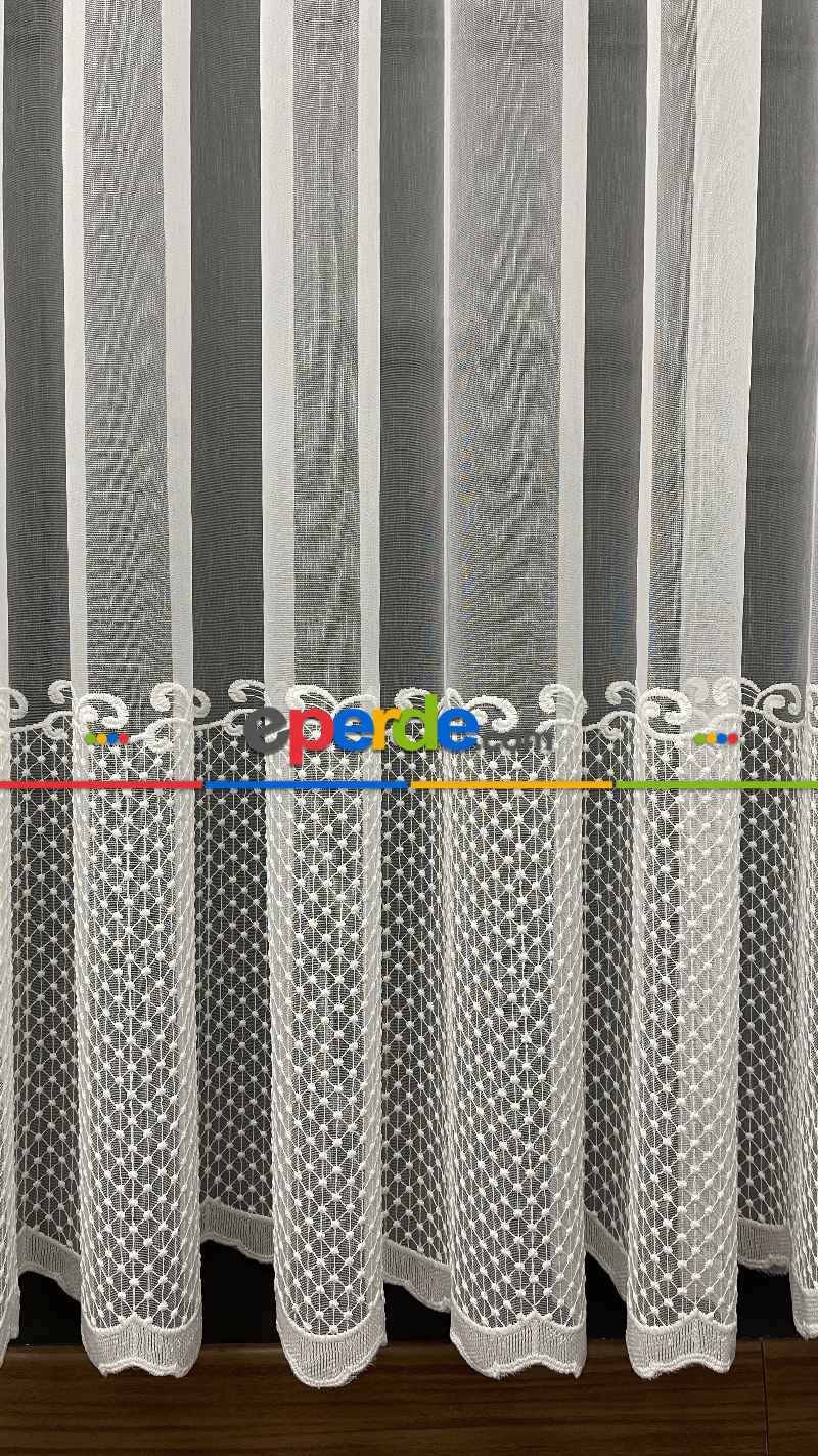 Yatak Odası - Trend Perde Modelleri 2023 Motif Desenli Nakışlı Tül Perde 01