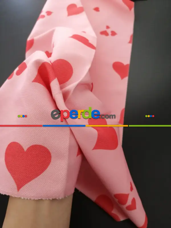 Milano Çocuk Odası Kalpli Pano Fon - Pembe 50cm X 1cm 