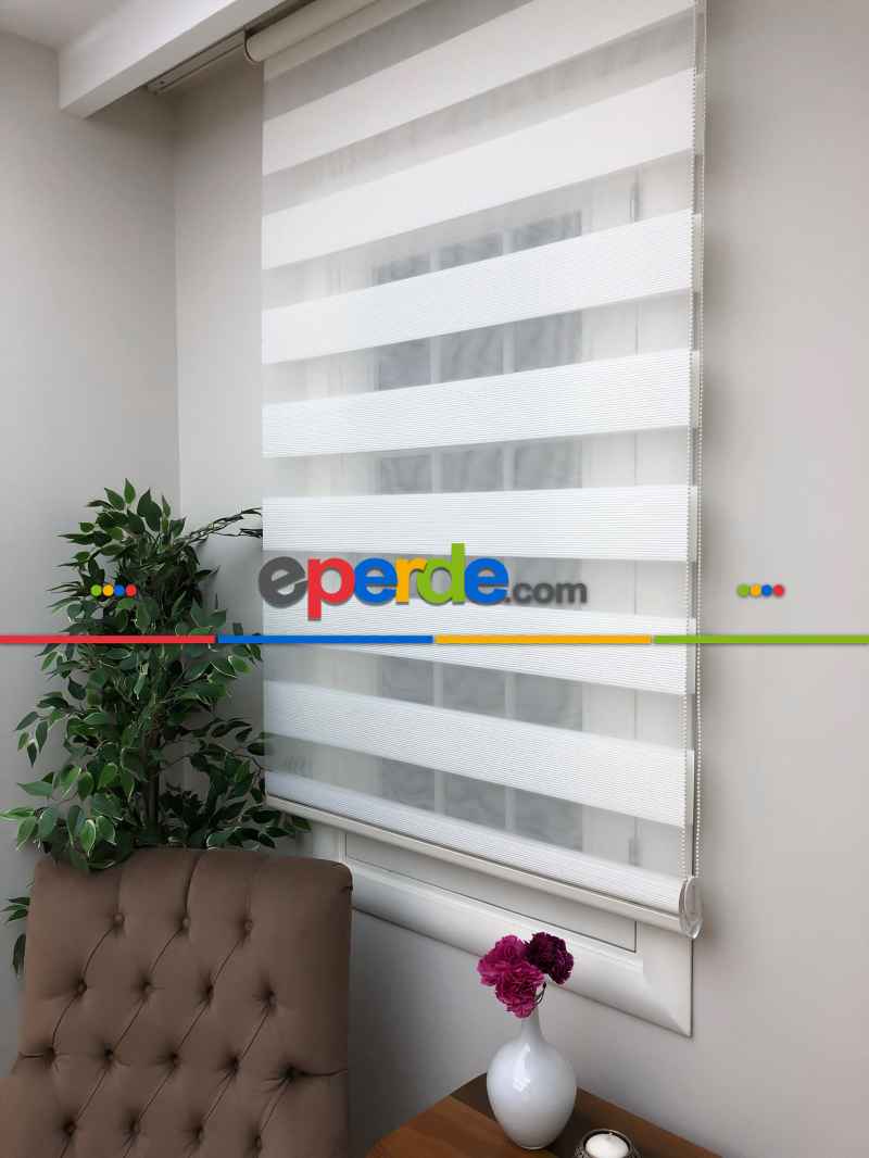 Oturma Odası - Yüksek Kalite Plise Zebra Perde - Beyaz Renk- Beyaz