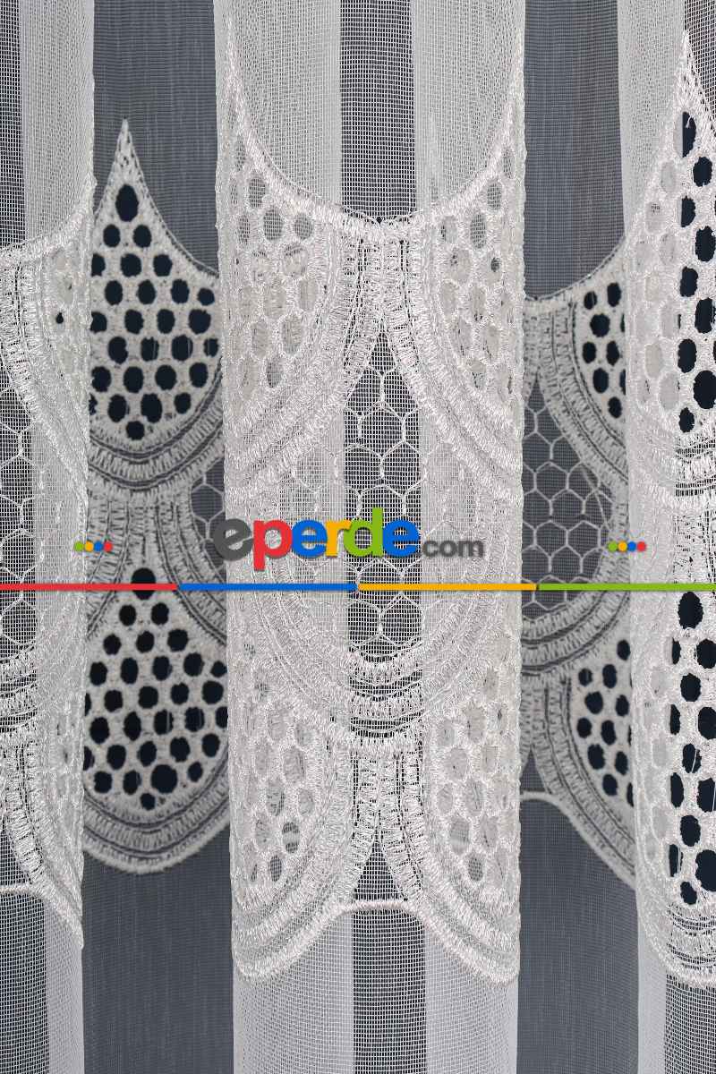 Salon Tül - Balık Ağı Tt Zemin Brode Nakış İşlemeli Tül Perde