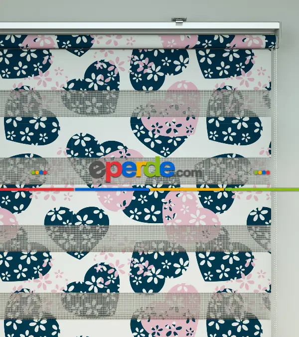 Kalp Desenli Baskılı Zebra Perde- Çok Renkli