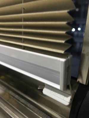 Cam Balkon Perdesi - Yapışkanlı - Plise - Kırık Beyaz- Beyaz