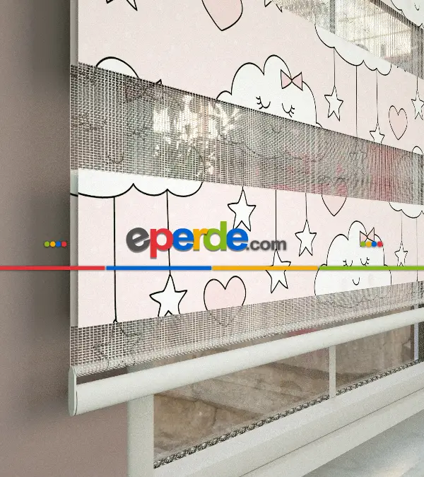 Bulut Desenli Baskılı Zebra Perde- Çok Renkli