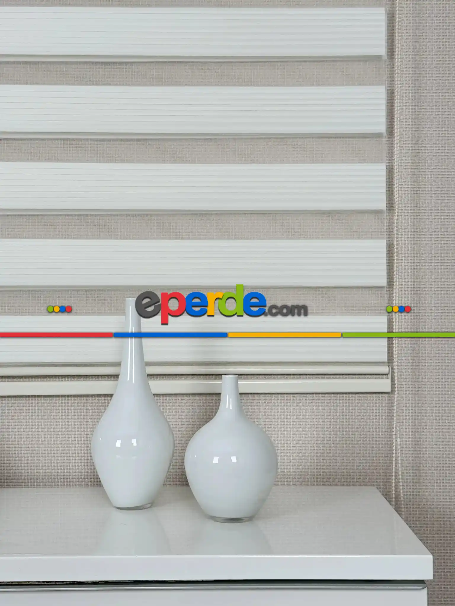 Hazır Ölçülü Krem Pliseli Dar Zebra Perde, Standart Metal Kasalı, Yüksek Kalite Kornişe Kolay Montaj Seçenekli 120cm X 135cm 