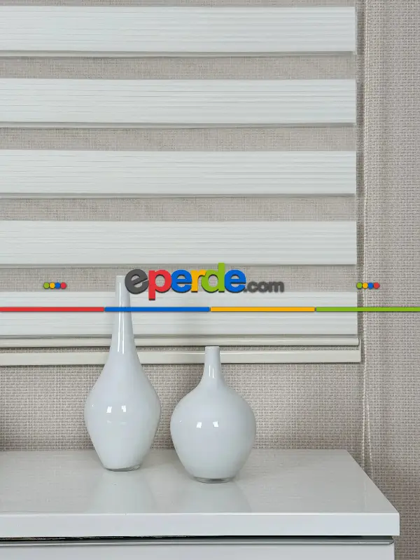 Hazır Ölçülü Krem Pliseli Dar Zebra Perde, Standart Metal Kasalı, Yüksek Kalite Kornişe Kolay Montaj Seçenekli 120cm X 135cm 