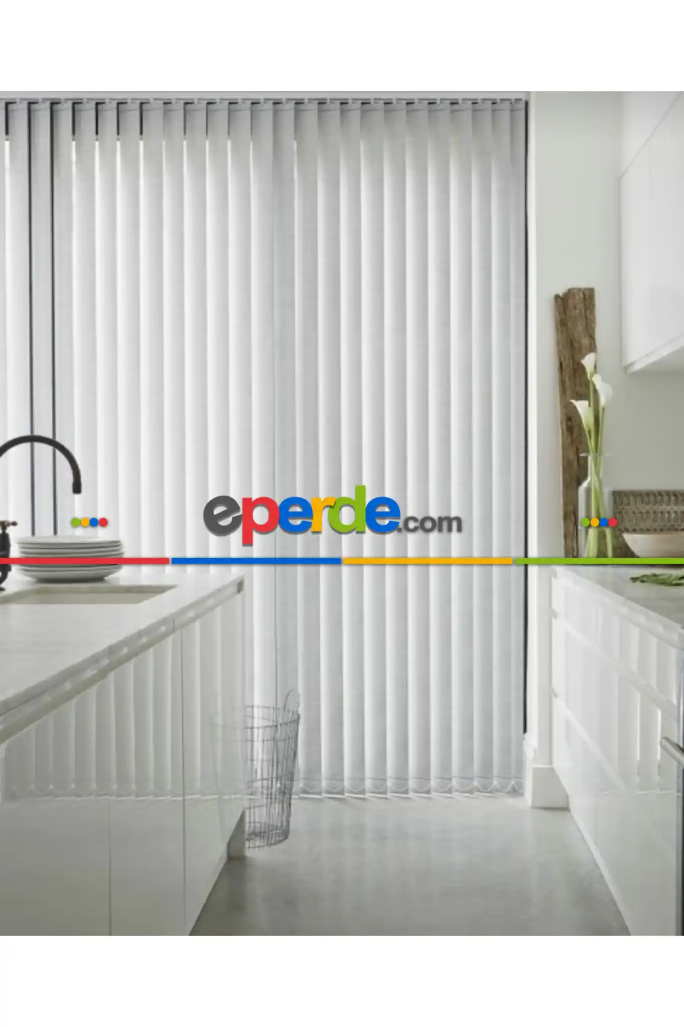 Beyaz Dikey Kumaş Perde