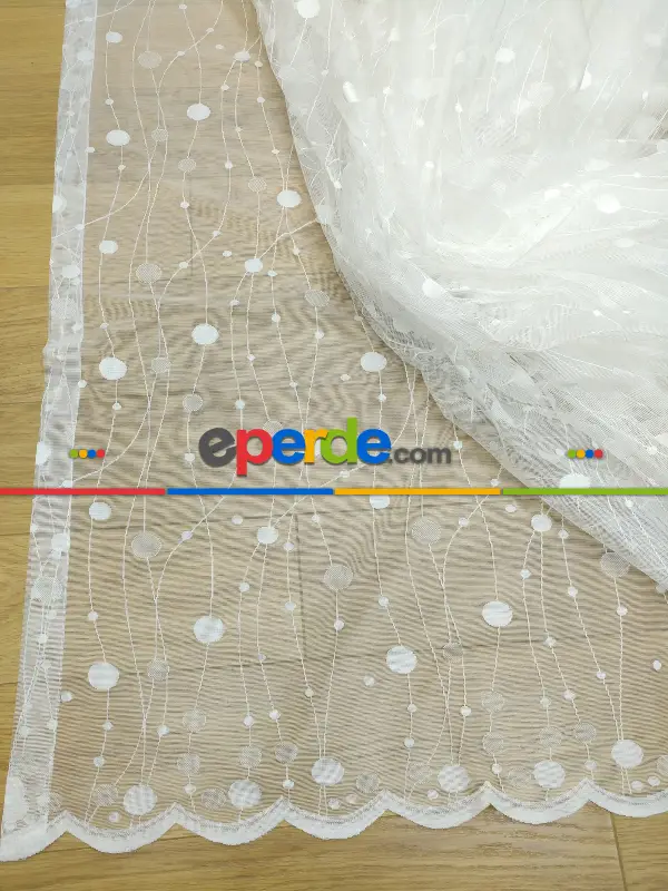 Çocuk Odası Tül Perde - Spor Puantiyeli Desen Fransız Dantel Tül Perde- Ekru