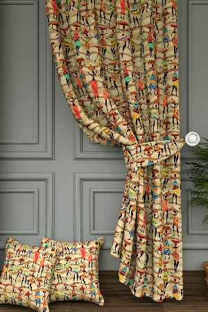 Dökümlü Kumaştan Afrikalı Kadın Figürlü Etnik Desenli Baskılı Fon Perde