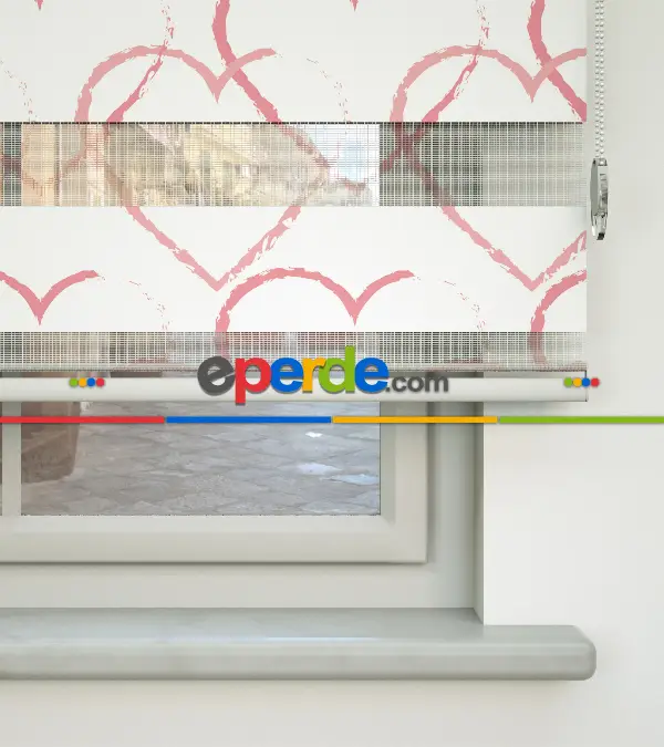 Kalp Desenli Baskılı Zebra Perde- Çok Renkli