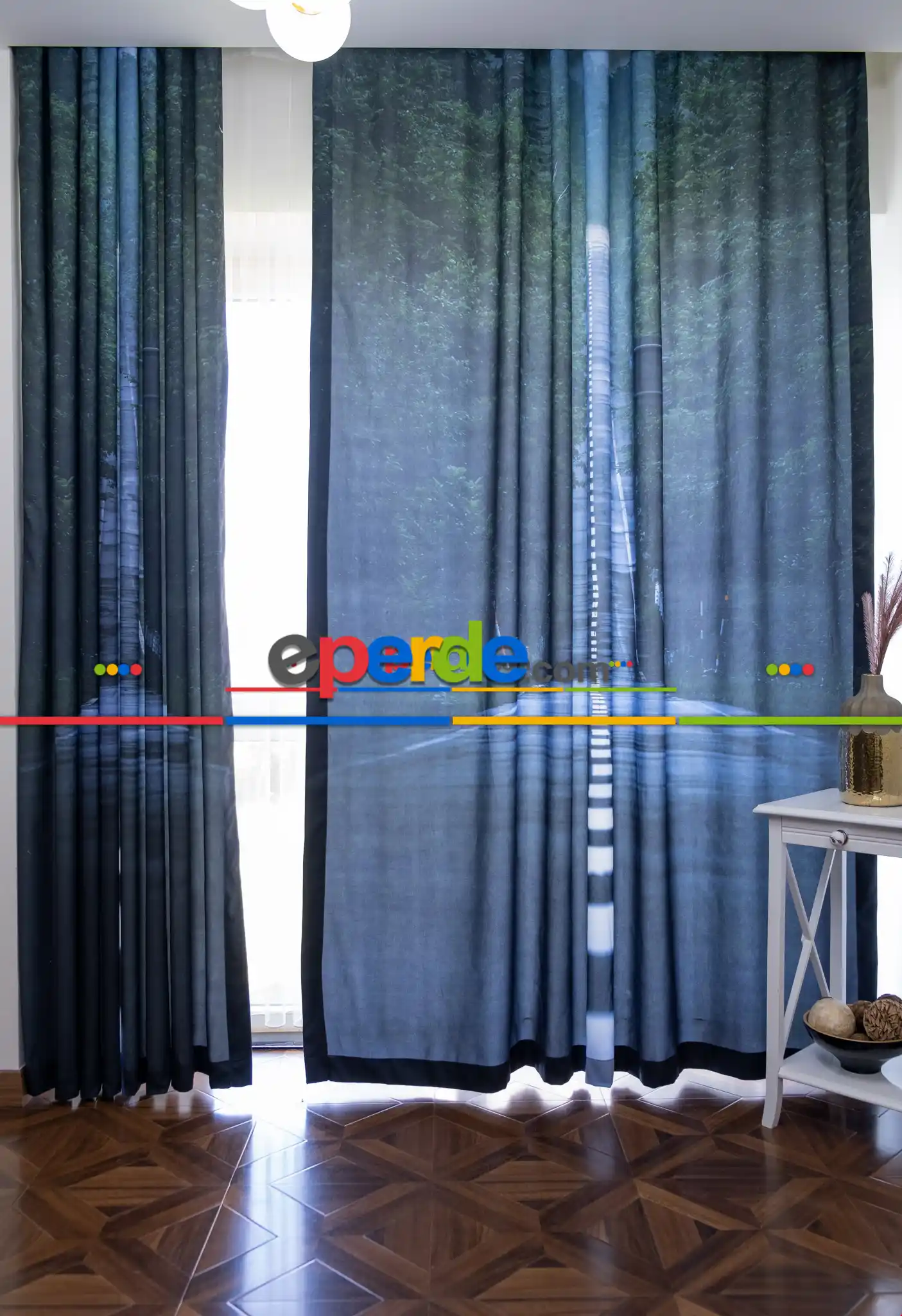 Hazır Ölçülü Dökümlü Kumaştan Yol Manzaralı Baskılı Pilesiz Fon Perde 1. Kalite 180cm X 255cm 