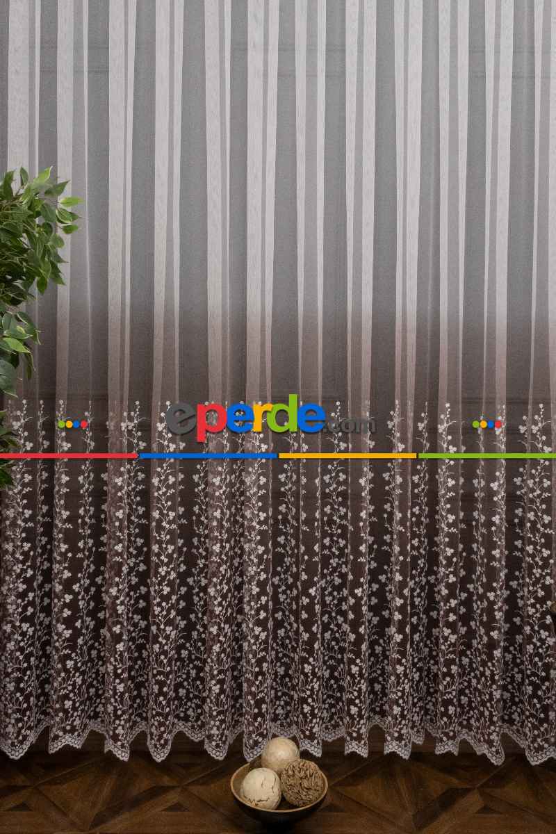 Etek Geniş Desenli Papatya Tasarımlı Tül Perde