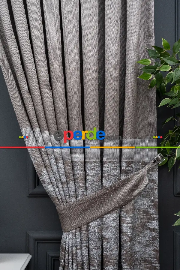 Yatak Odası - Vizon Renk Jakar Etek Pano Dökümlü Gramajlı Uygun Fiat Fon Perde (180)- Vizon