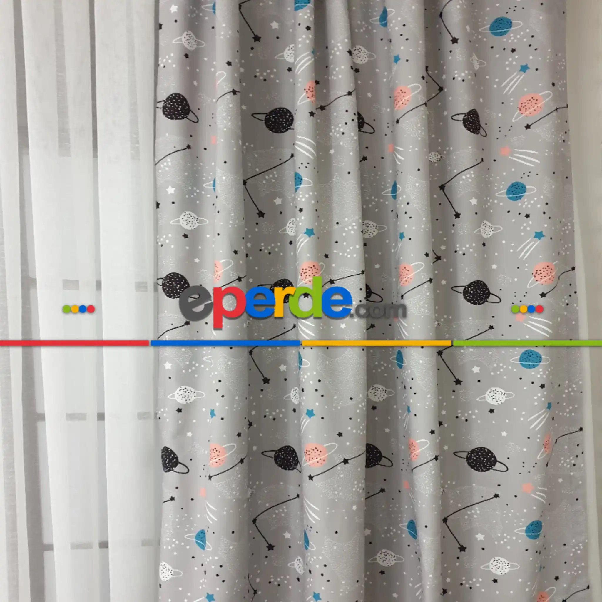 Bebek Odası Fon - Uzay Gezegen Desenli Fon Perde Evm497 Kumaşı Kalındır Duck Bezi Değildir- Siyah