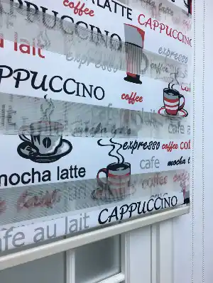 Mutfak Zebra Perde Cappuccino Desenli Zebra Perde - Siyah Kırmızı- Siyah Kırmızı