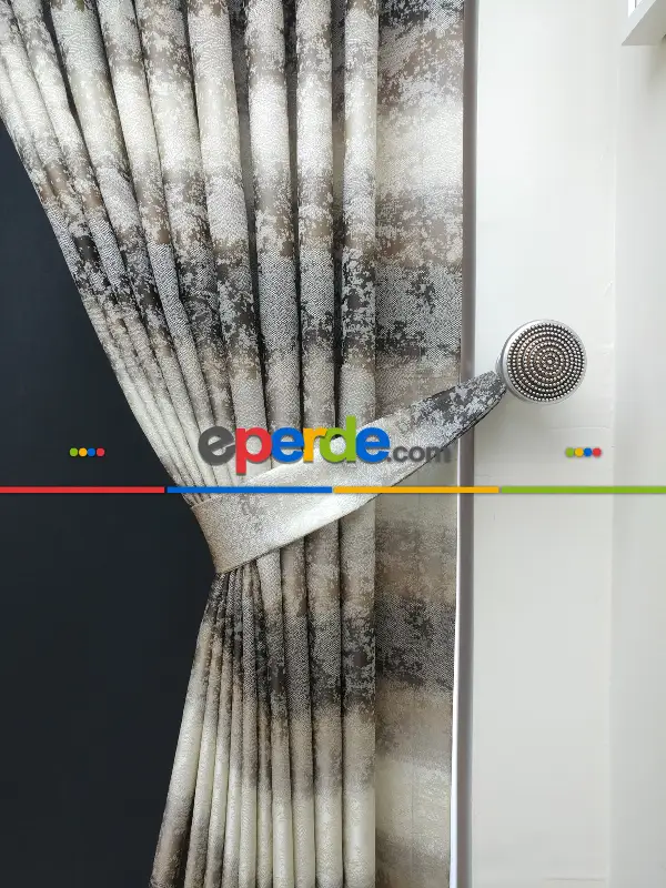 Gökkuşagı Desenli Jakar Fon Perde - Kahve