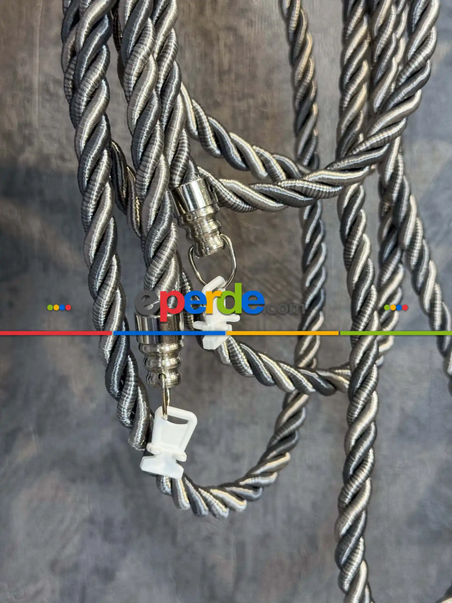 Koyu Gri/açık Gri Tül Perde Ve Fon Perde Kordon Toplama