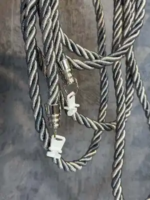Koyu Gri/açık Gri Tül Perde Ve Fon Perde Kordon Toplama