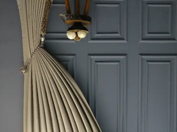 Salon Perdesi - Modern Keten Görünümlü Işık Geçirmez Karatma Fon Perde 2021 Ikon- Vizon Rengi