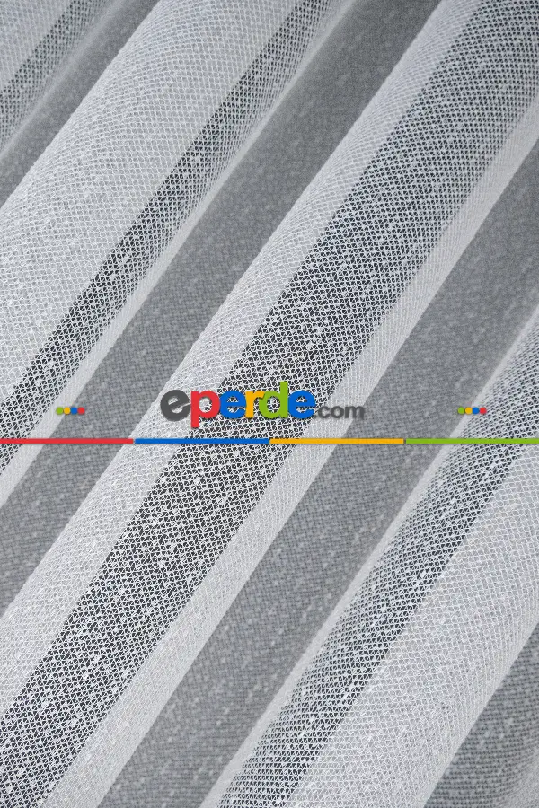 Şehrazat Fransız Danteli Etek Ucu Nakışlı Örme Tül Ekru