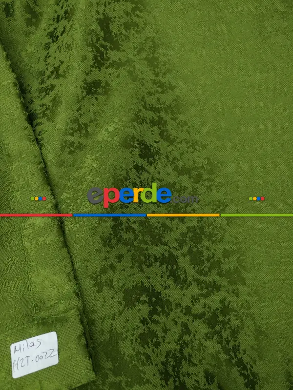 Yeşil Duz Jakar Fon Perde (150)- Çimen Yeşil