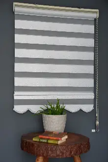 Halim Perdesan Sm-400 Beyaz & Gümüş Yaldız Renk Etekli Veya Eteksiz Zebra Stor Perde